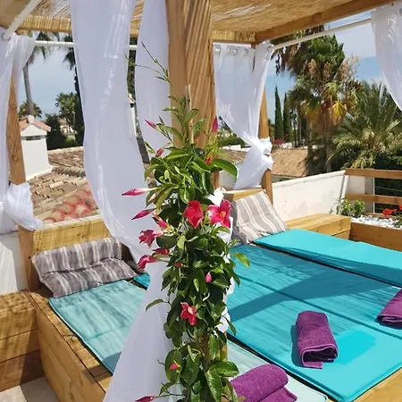 Sunset Villa Marbella - Infinity Pool & Sea View Accommodatie bij particulieren